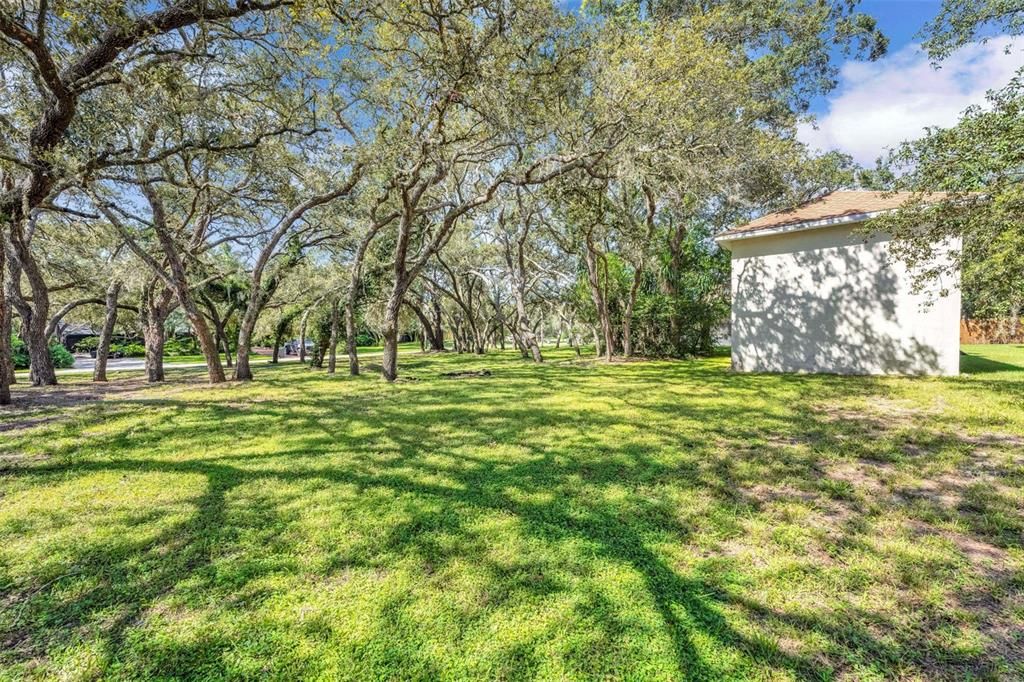 Activo con contrato: $575,000 (3 camas, 2 baños, 1839 Pies cuadrados)