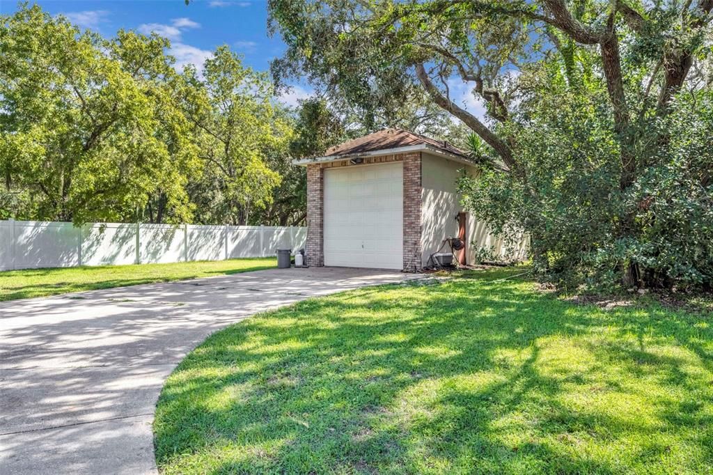 Activo con contrato: $575,000 (3 camas, 2 baños, 1839 Pies cuadrados)