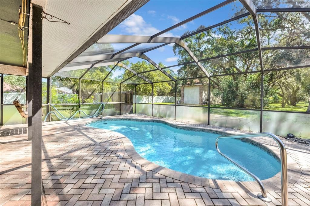 Activo con contrato: $575,000 (3 camas, 2 baños, 1839 Pies cuadrados)