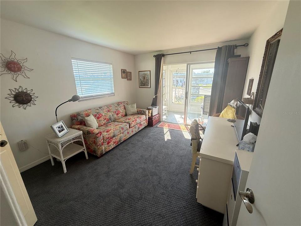 For Rent: $1,600 (2 beds, 2 baths, 960 Square Feet)