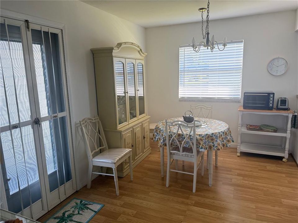 For Rent: $1,600 (2 beds, 2 baths, 960 Square Feet)