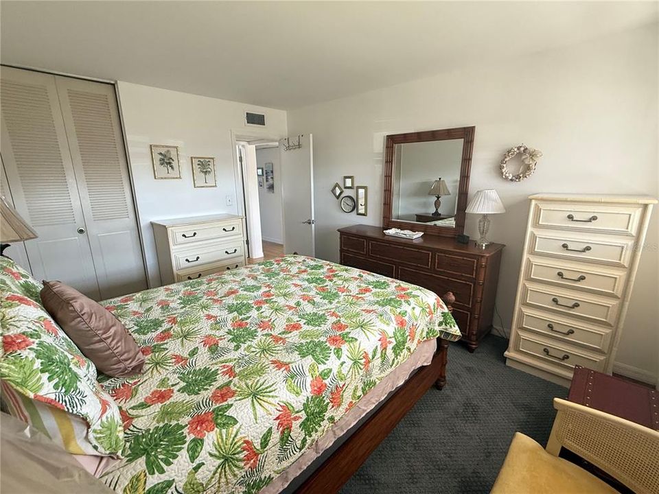 For Rent: $1,600 (2 beds, 2 baths, 960 Square Feet)