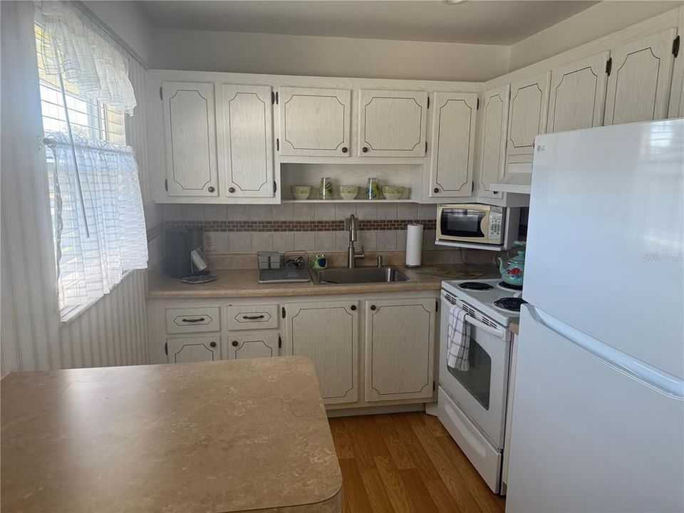 For Rent: $1,600 (2 beds, 2 baths, 960 Square Feet)