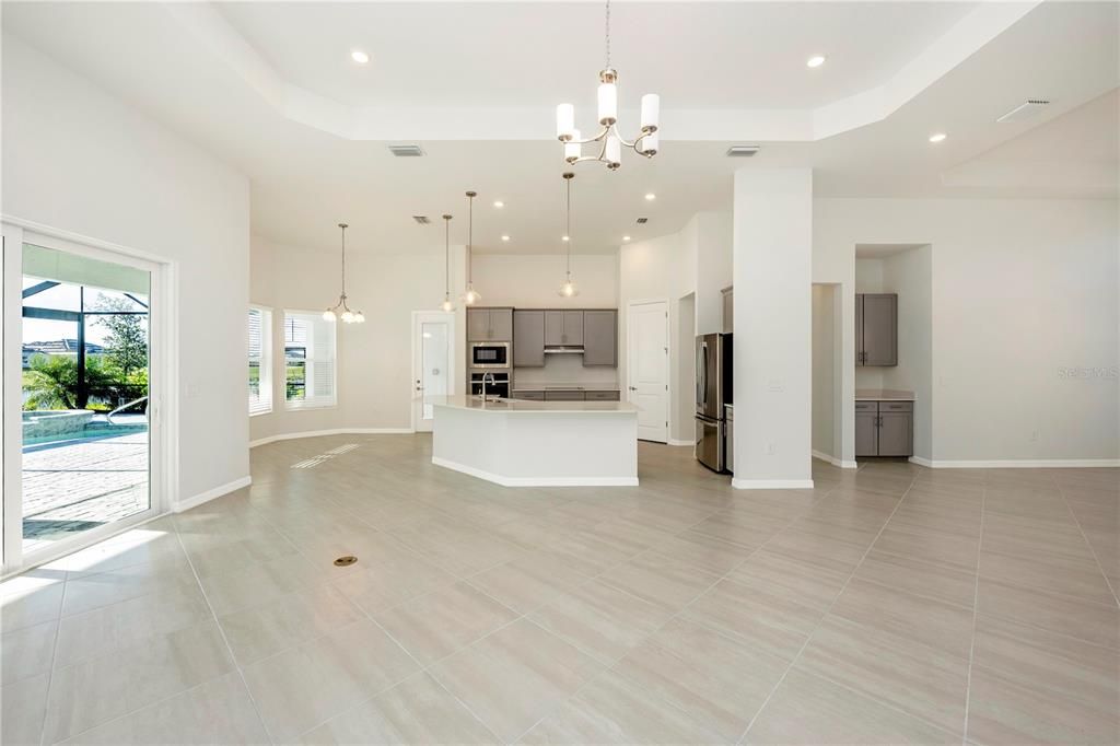 For Rent: $5,500 (4 beds, 3 baths, 2799 Square Feet)