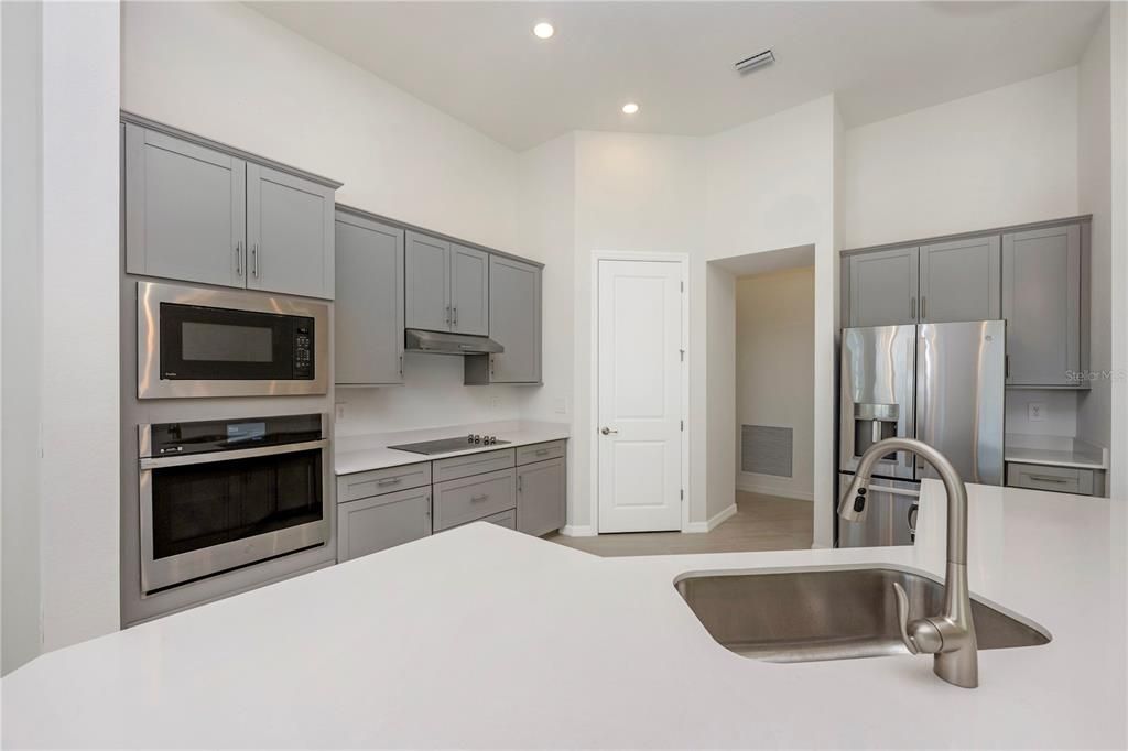 For Rent: $5,500 (4 beds, 3 baths, 2799 Square Feet)