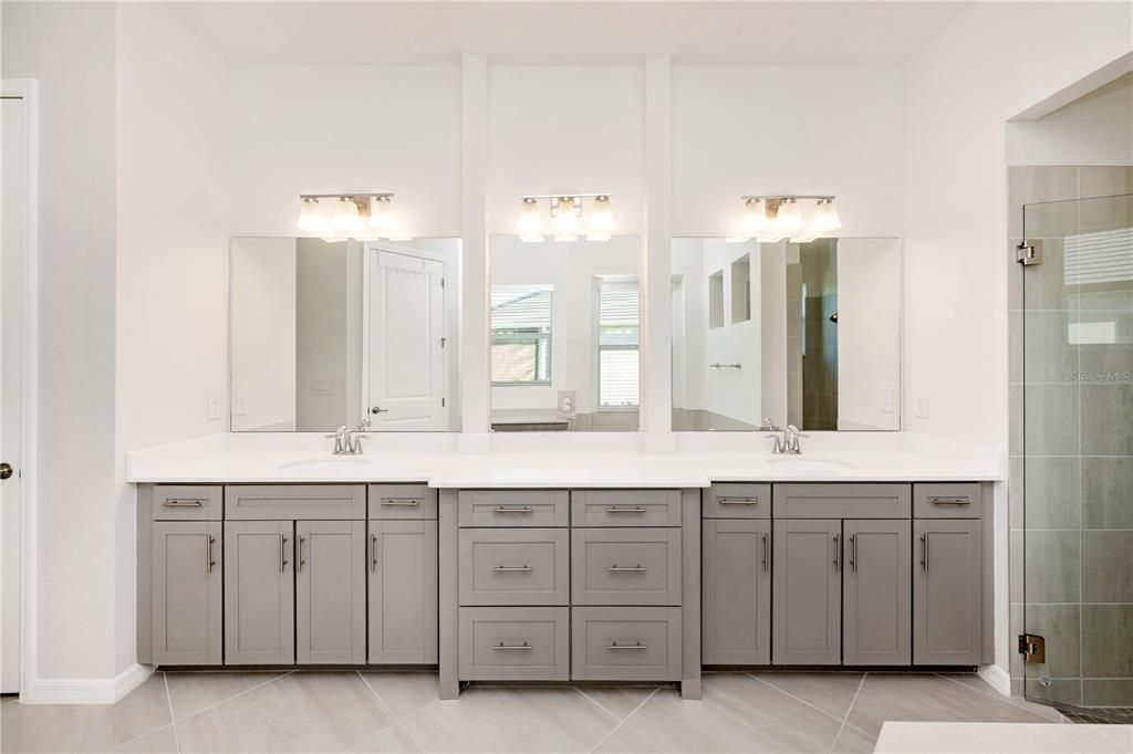 For Rent: $5,500 (4 beds, 3 baths, 2799 Square Feet)