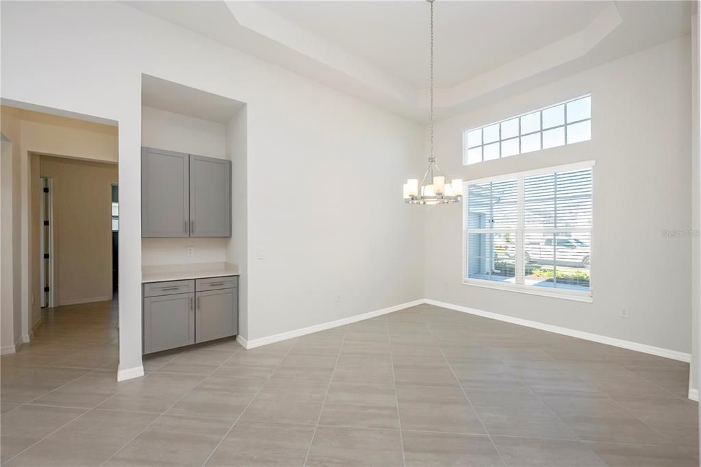 For Rent: $5,500 (4 beds, 3 baths, 2799 Square Feet)