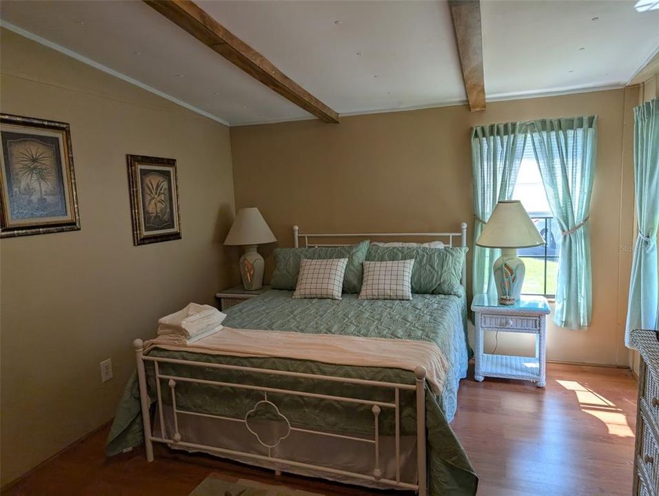 出租: $2,500 (3 贝兹, 2 浴室, 1248 平方英尺)