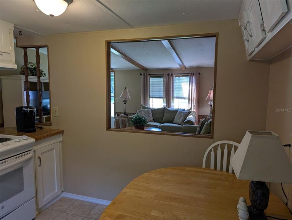 出租: $2,500 (3 贝兹, 2 浴室, 1248 平方英尺)