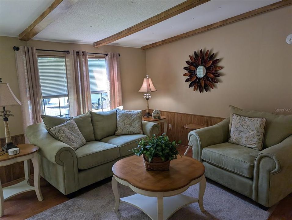 出租: $2,500 (3 贝兹, 2 浴室, 1248 平方英尺)