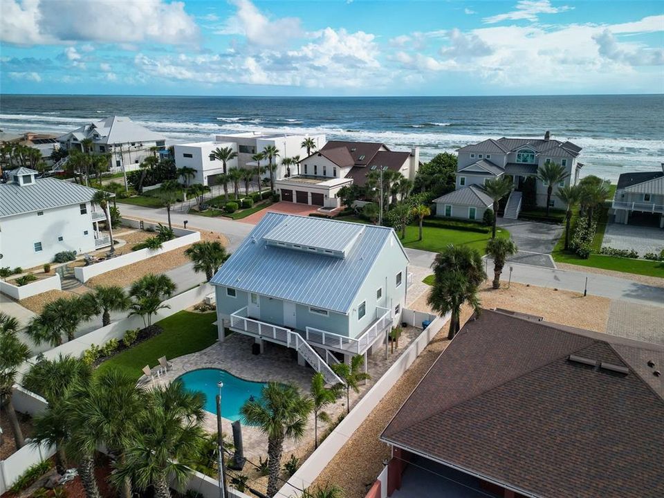 En Venta: $1,950,000 (3 camas, 3 baños, 2424 Pies cuadrados)