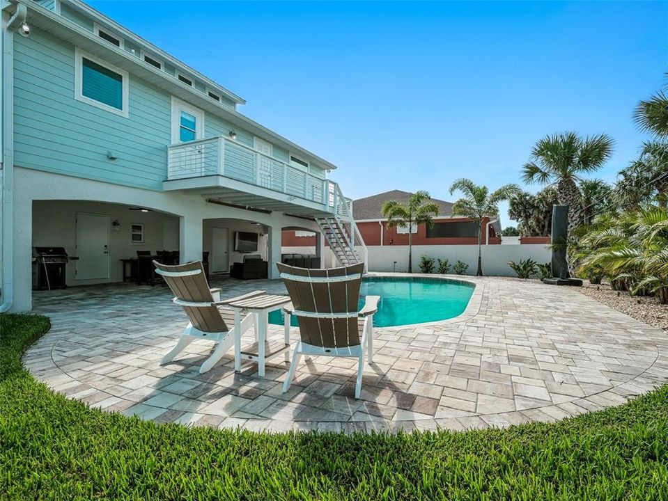 En Venta: $1,950,000 (3 camas, 3 baños, 2424 Pies cuadrados)