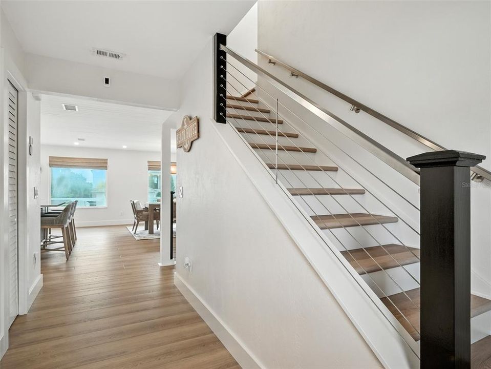 En Venta: $1,950,000 (3 camas, 3 baños, 2424 Pies cuadrados)