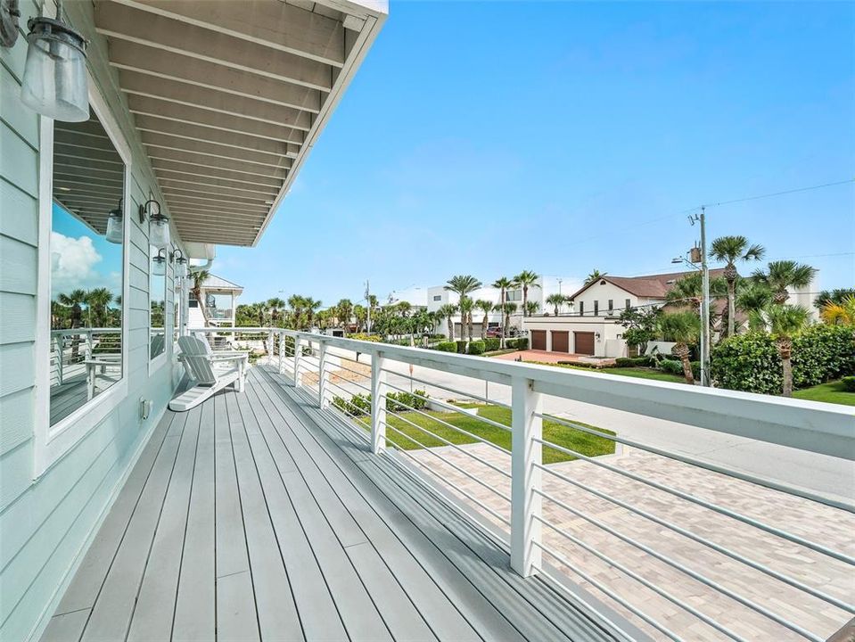 En Venta: $1,950,000 (3 camas, 3 baños, 2424 Pies cuadrados)