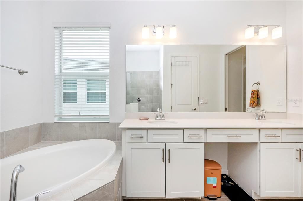 En Renta: $10,000 (3 camas, 2 baños, 2061 Pies cuadrados)