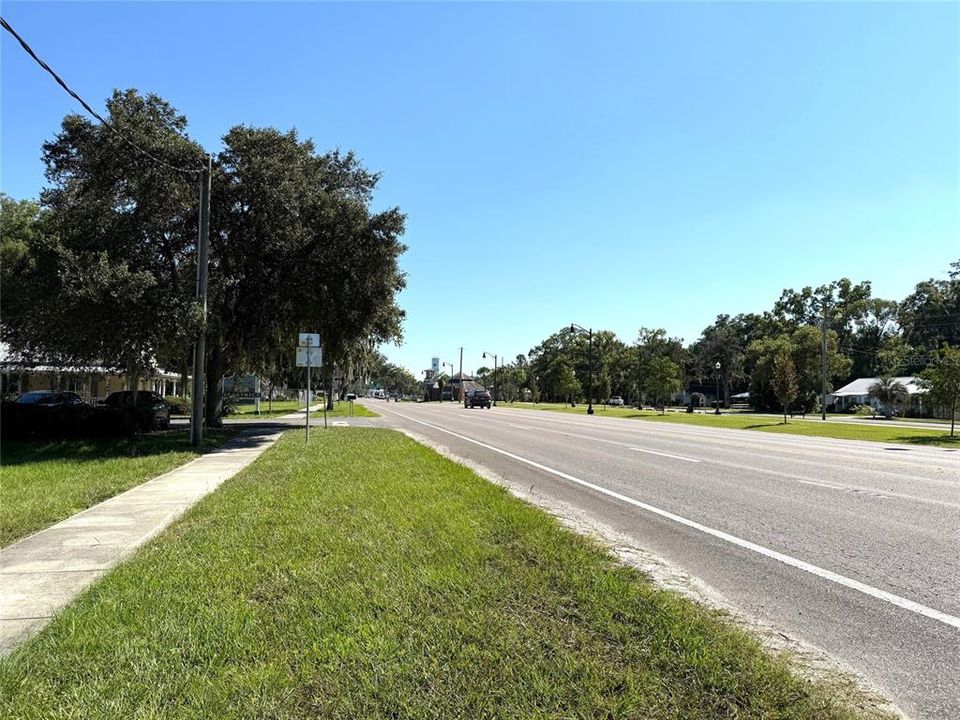 待售: $250,000 (0.60 acres)