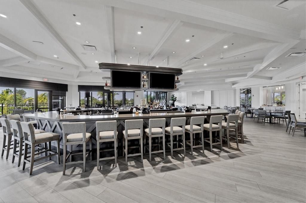 合同活跃: $289,900 (2 贝兹, 2 浴室, 1142 平方英尺)