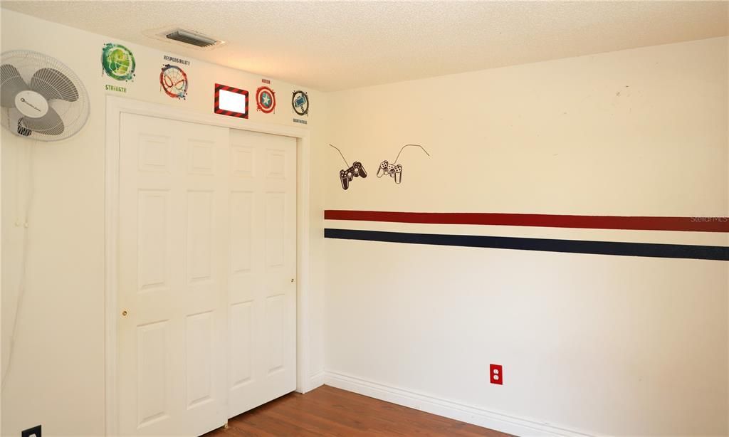 Active With Contract: $390,000 (3 beds, 2 baths, 1875 Square Feet)