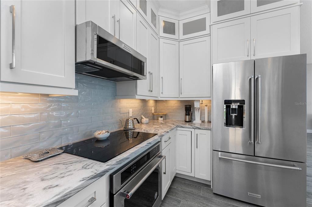 На продажу: $649,900 (2 спален, 2 ванн, 1561 Квадратных фут)