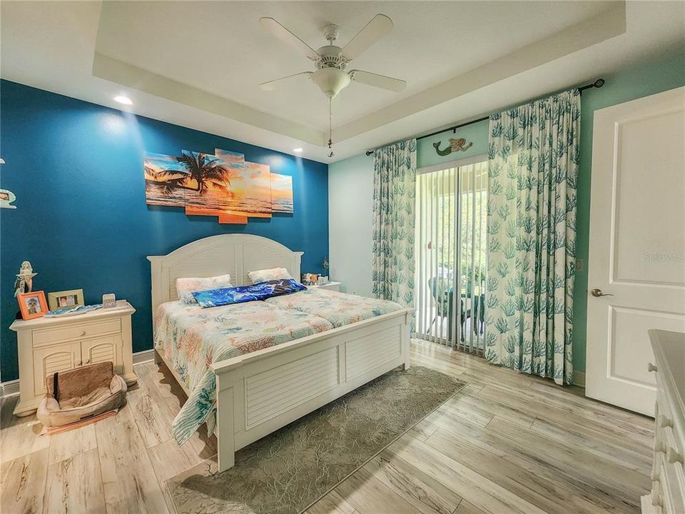 For Sale: $354,500 (2 beds, 2 baths, 1549 Square Feet)