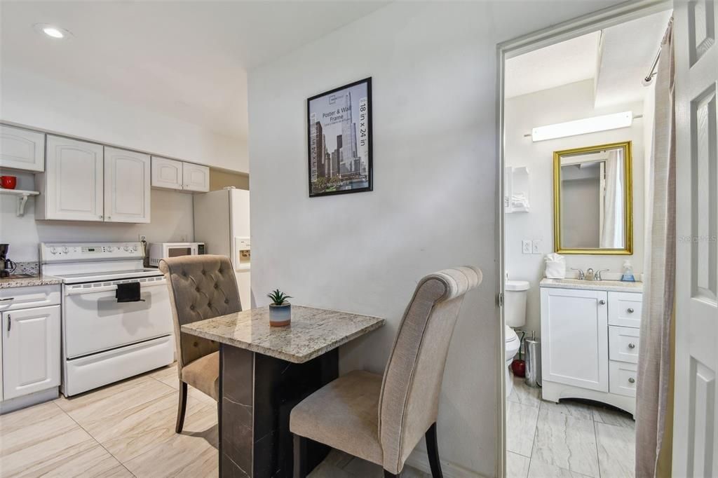 En Venta: $729,000 (6 camas, 5 baños, 2944 Pies cuadrados)