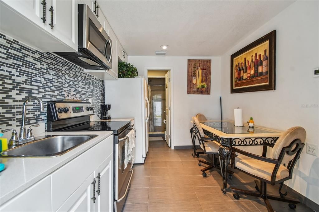 En Venta: $729,000 (6 camas, 5 baños, 2944 Pies cuadrados)