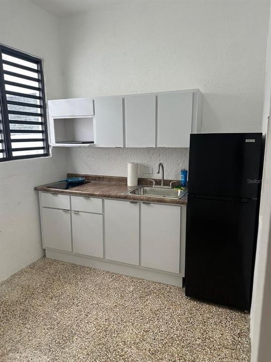 For Sale: $525,000 (8 beds, 5 baths, 2180 Square Feet)