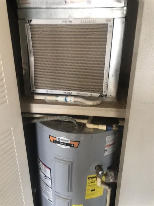 En Venta: $265,000 (3 camas, 2 baños, 1180 Pies cuadrados)