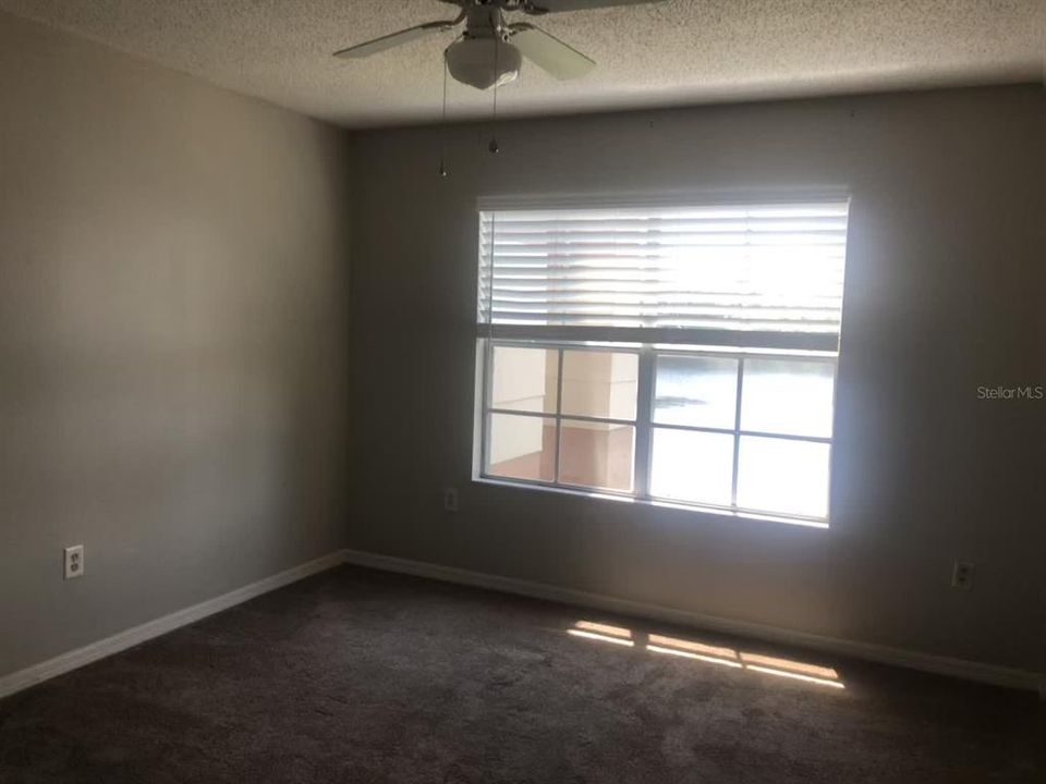 En Venta: $265,000 (3 camas, 2 baños, 1180 Pies cuadrados)