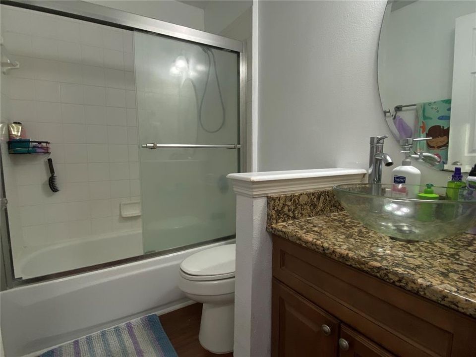 Active With Contract: $345,000 (3 beds, 2 baths, 1440 Square Feet)