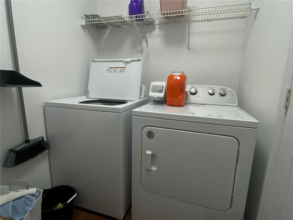 Active With Contract: $345,000 (3 beds, 2 baths, 1440 Square Feet)