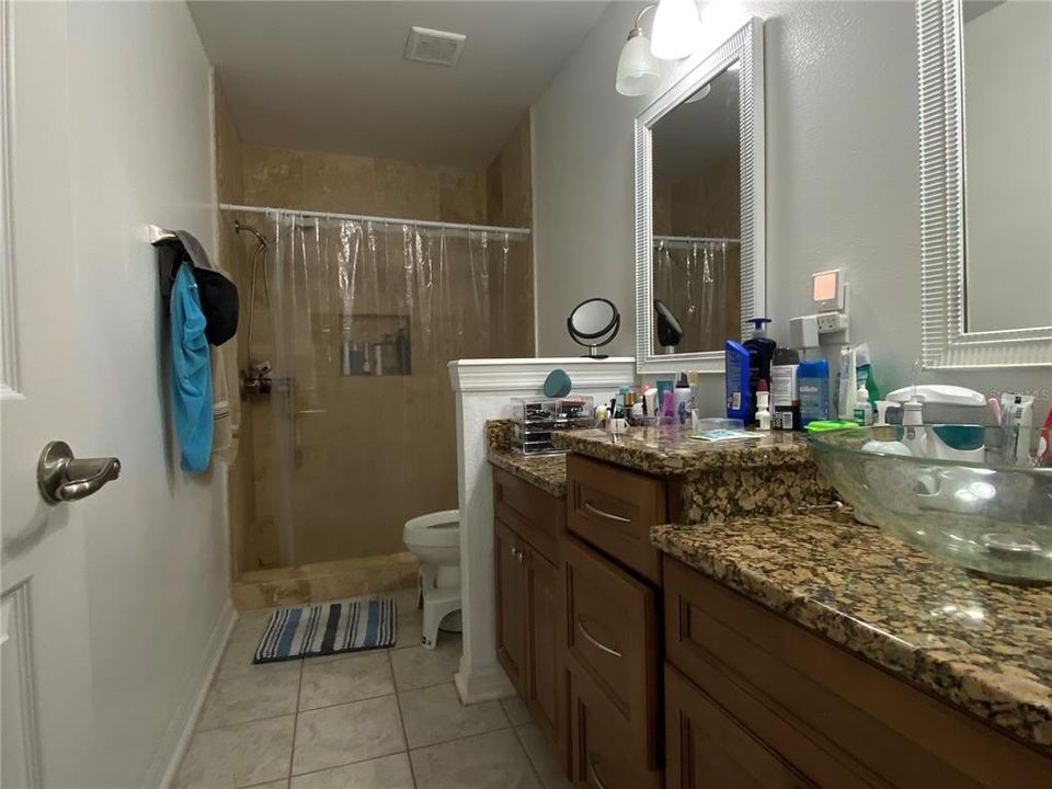 Active With Contract: $345,000 (3 beds, 2 baths, 1440 Square Feet)