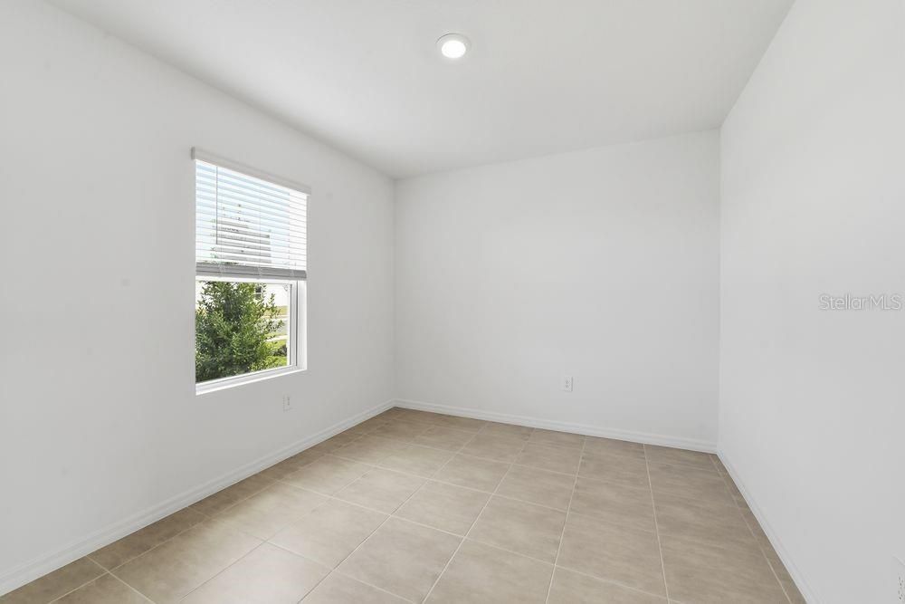 Active With Contract: $379,999 (5 beds, 3 baths, 2287 Square Feet)