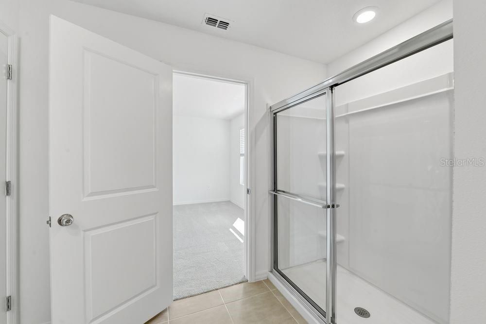 Active With Contract: $379,999 (5 beds, 3 baths, 2287 Square Feet)