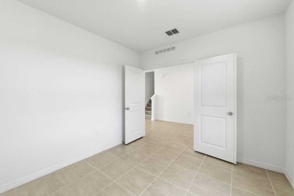 Active With Contract: $379,999 (5 beds, 3 baths, 2287 Square Feet)