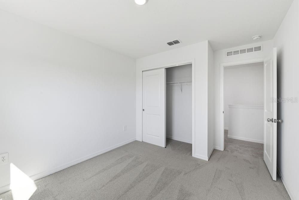 Active With Contract: $379,999 (5 beds, 3 baths, 2287 Square Feet)