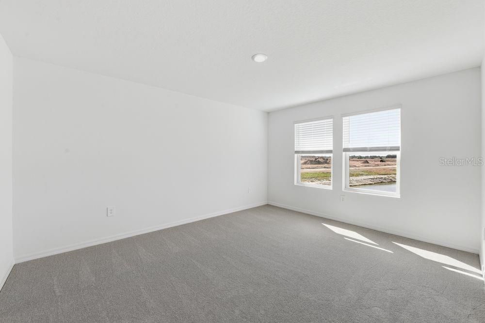 Active With Contract: $379,999 (5 beds, 3 baths, 2287 Square Feet)