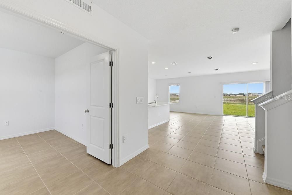 Active With Contract: $379,999 (5 beds, 3 baths, 2287 Square Feet)