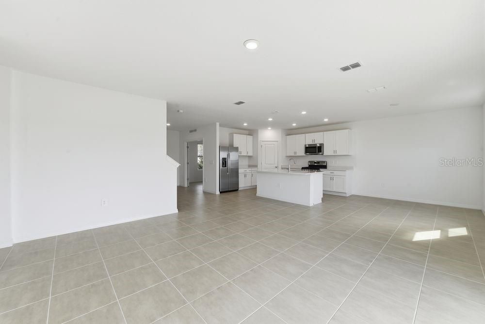 Active With Contract: $379,999 (5 beds, 3 baths, 2287 Square Feet)