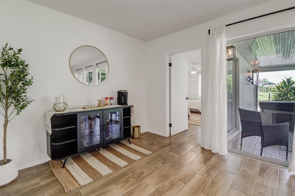 En Venta: $385,000 (3 camas, 2 baños, 1246 Pies cuadrados)