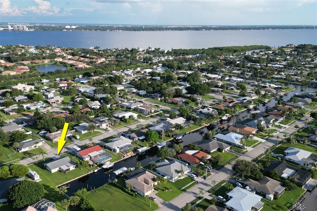 En Venta: $385,000 (3 camas, 2 baños, 1246 Pies cuadrados)