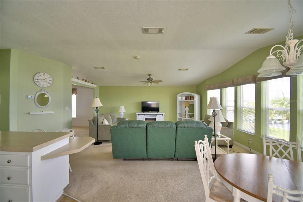 En Venta: $208,000 (2 camas, 2 baños, 1620 Pies cuadrados)