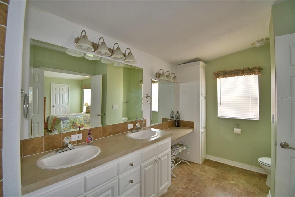 En Venta: $208,000 (2 camas, 2 baños, 1620 Pies cuadrados)