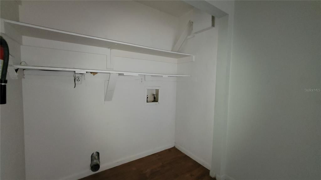 В аренду: $1,100 (2 спален, 1 ванн, 856 Квадратных фут)