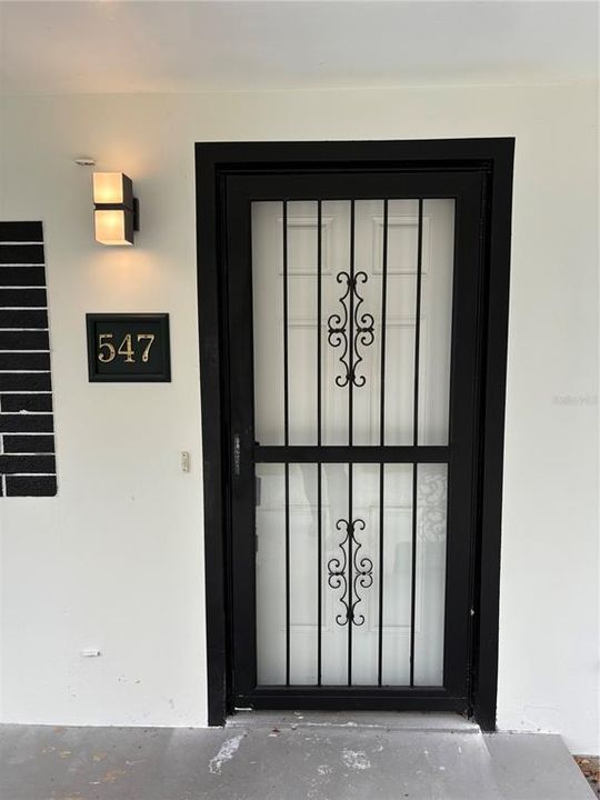 For Sale: $299,999 (3 beds, 1 baths, 925 Square Feet)