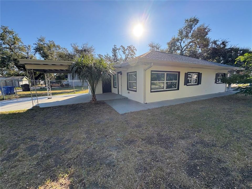 For Sale: $299,999 (3 beds, 1 baths, 925 Square Feet)