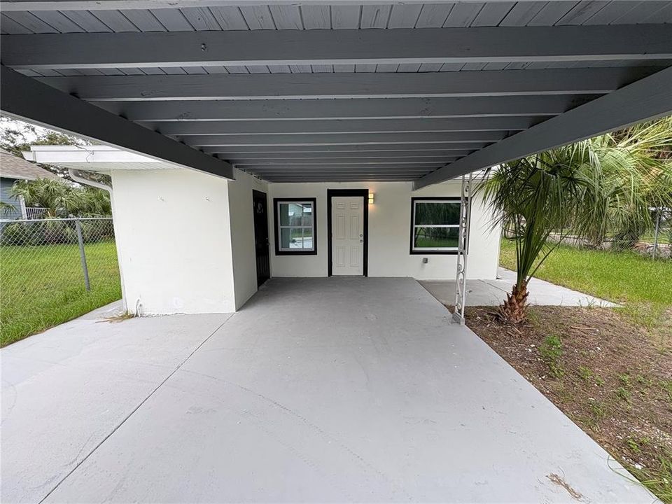 For Sale: $299,999 (3 beds, 1 baths, 925 Square Feet)