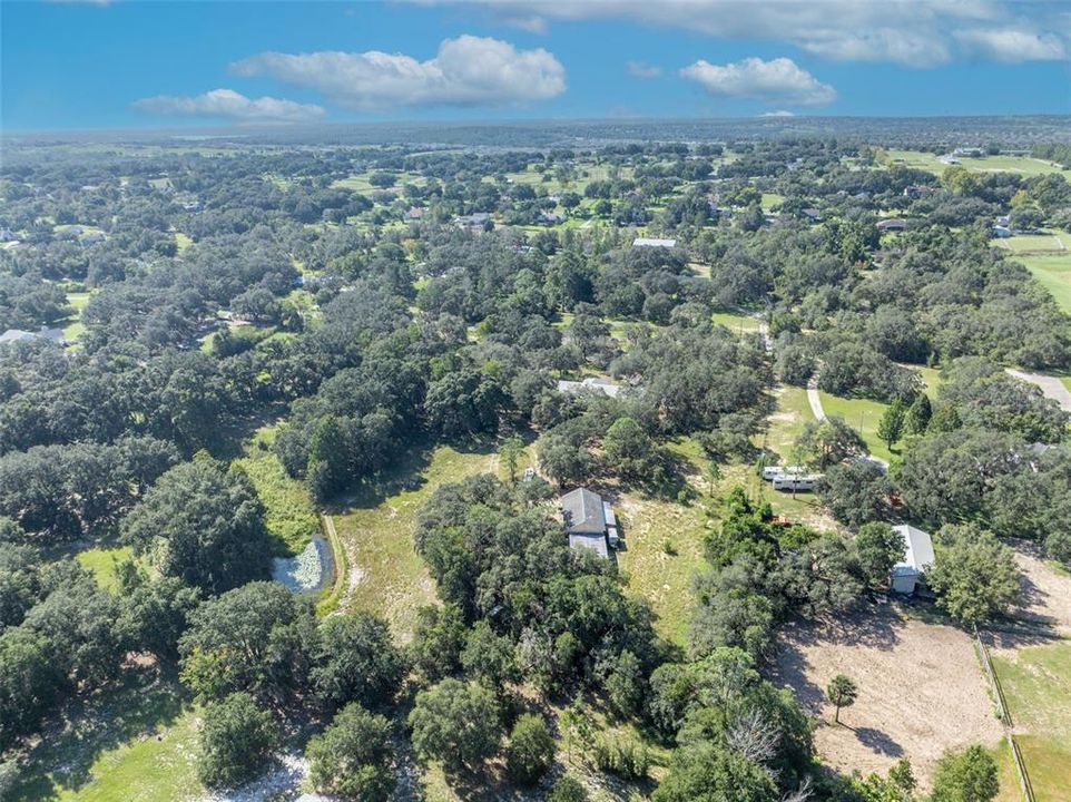 Activo con contrato: $898,500 (6 camas, 4 baños, 4339 Pies cuadrados)