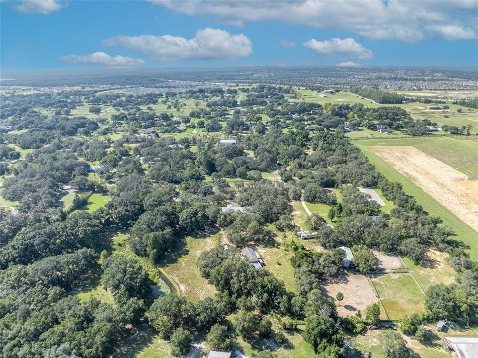 Activo con contrato: $898,500 (6 camas, 4 baños, 4339 Pies cuadrados)