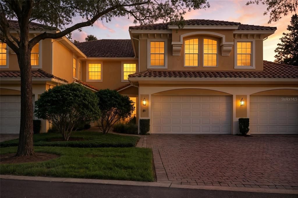 最近售出: $325,000 (2 贝兹, 2 浴室, 2021 平方英尺)